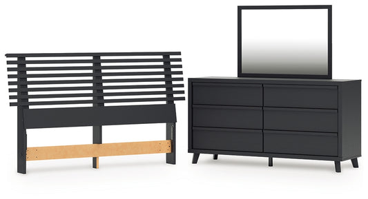 Danziar Queen Panel Headboard with Mirrored Dresser